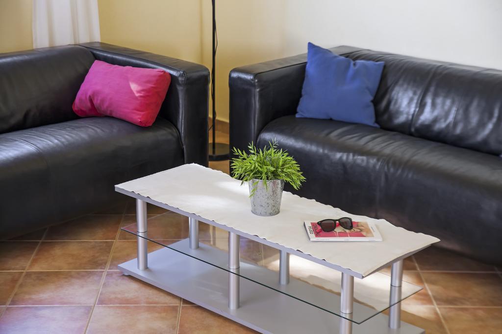 Rvhotels Apartamentos Heemstede ลาเอสตาร์ติต ภายนอก รูปภาพ